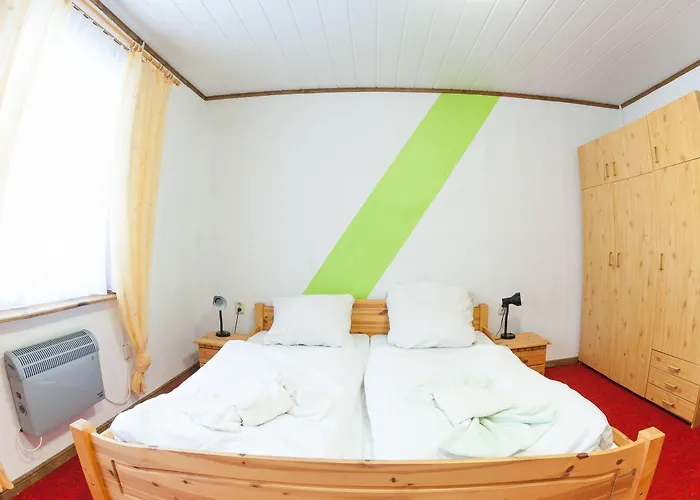 Waldoase Hirschbuechenkopf בית הארחה Güntersberge